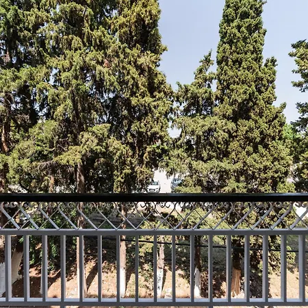 View Haven Apartment *